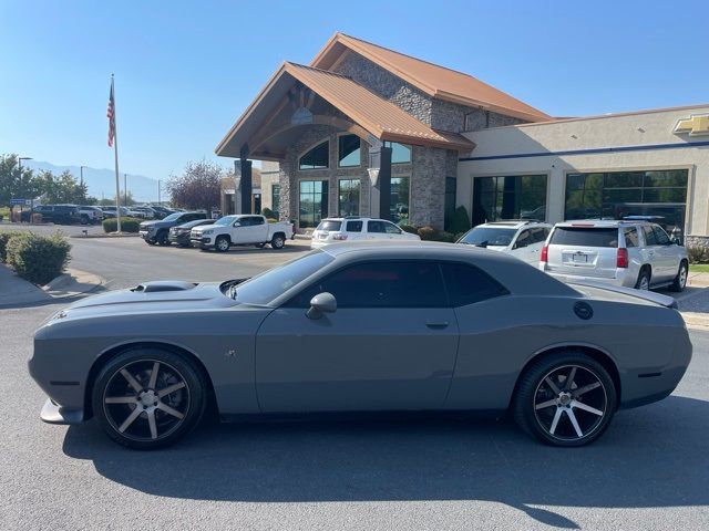 2017 Dodge Challenger R/T Shaker