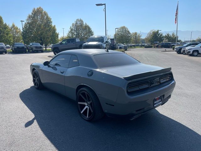 2017 Dodge Challenger R/T Shaker