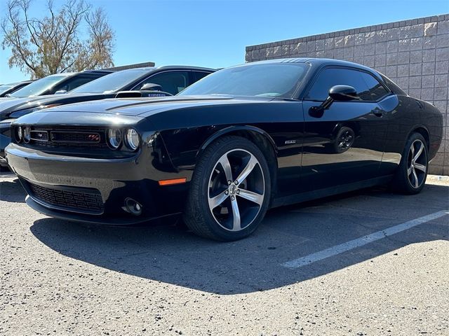 2017 Dodge Challenger R/T Shaker