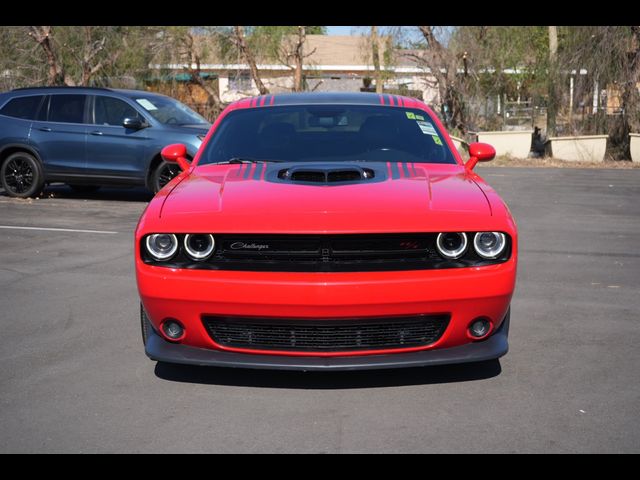 2017 Dodge Challenger 392 Hemi Scat Pack Shaker