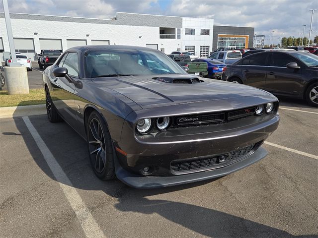 2017 Dodge Challenger 392 Hemi Scat Pack Shaker