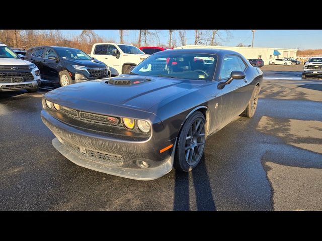 2017 Dodge Challenger 392 Hemi Scat Pack Shaker