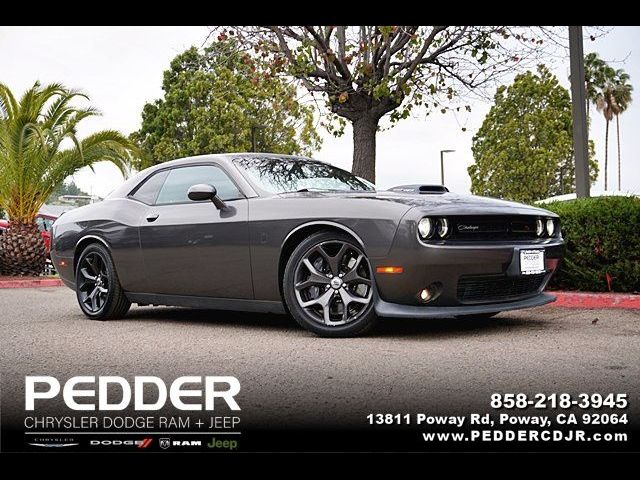 2017 Dodge Challenger 392 Hemi Scat Pack Shaker