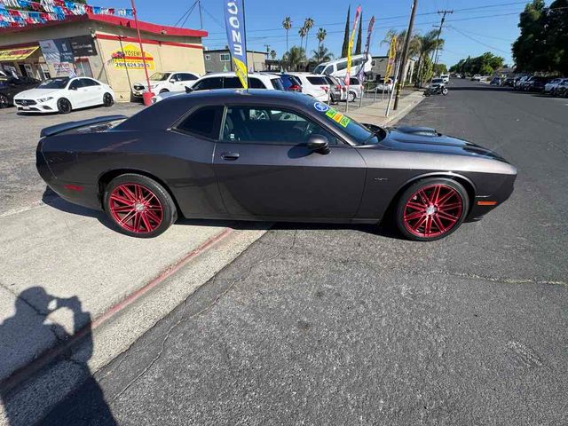 2017 Dodge Challenger R/T Plus Shaker