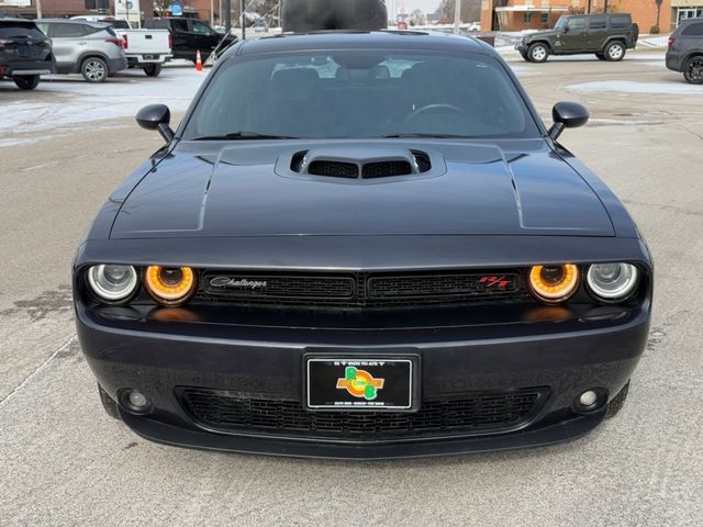 2017 Dodge Challenger R/T Shaker