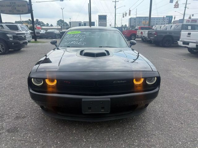 2017 Dodge Challenger R/T Shaker