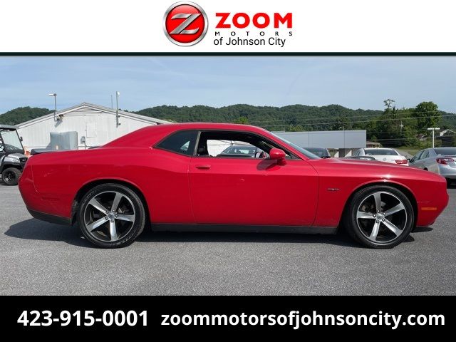 2017 Dodge Challenger R/T Shaker