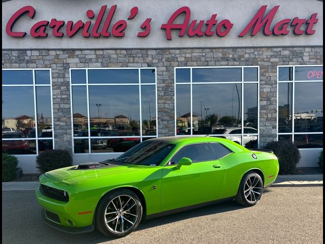 2017 Dodge Challenger 392 Hemi Scat Pack Shaker