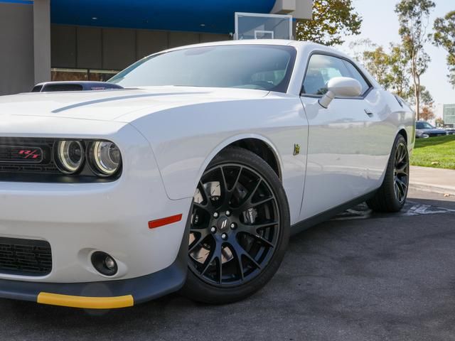 2017 Dodge Challenger 392 Hemi Scat Pack Shaker