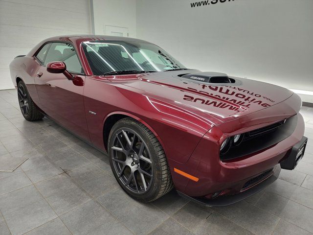 2017 Dodge Challenger R/T Shaker