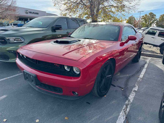 2017 Dodge Challenger R/T Shaker