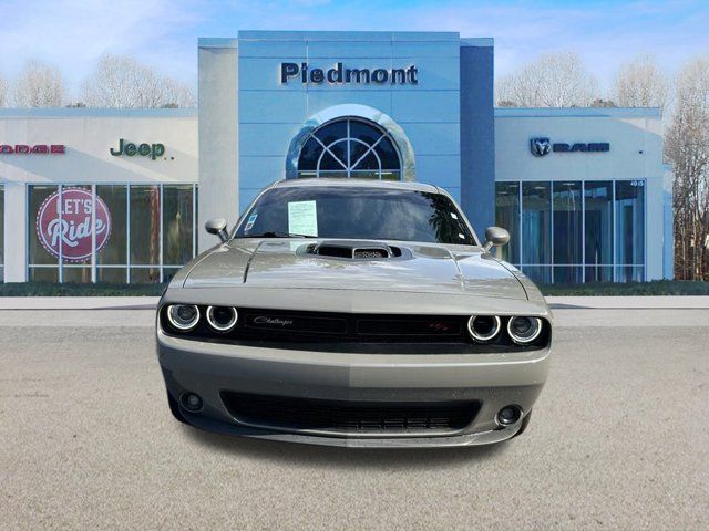 2017 Dodge Challenger R/T Shaker