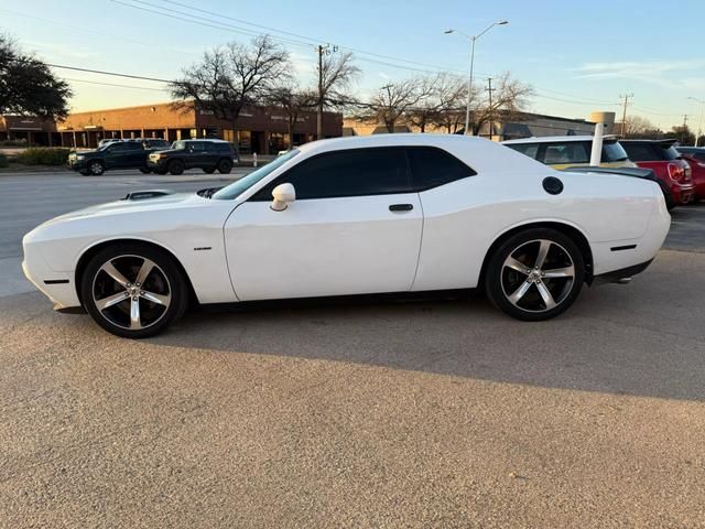 2017 Dodge Challenger R/T Shaker