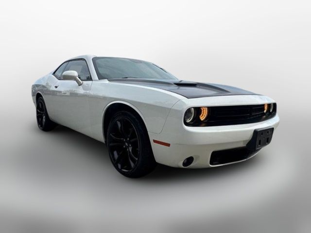 2017 Dodge Challenger SXT