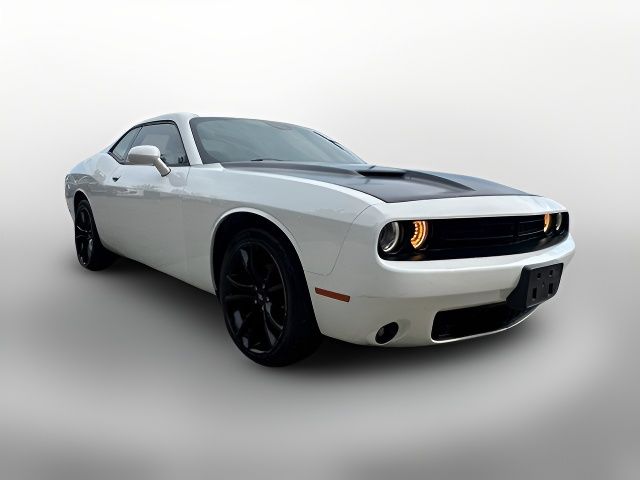 2017 Dodge Challenger SXT