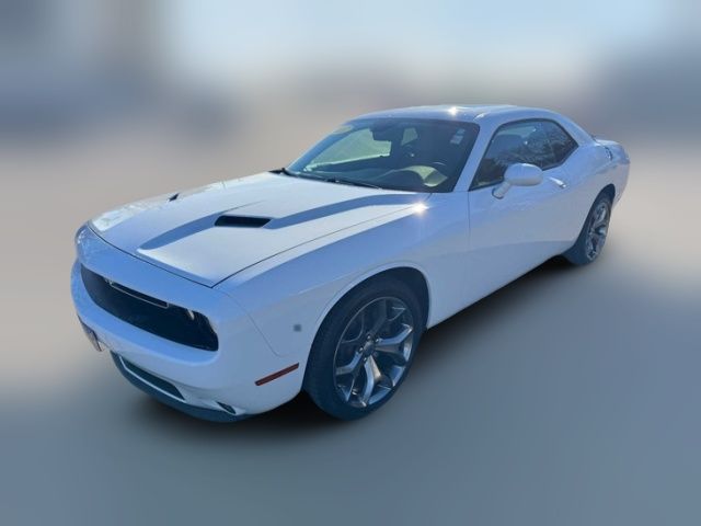 2017 Dodge Challenger SXT Plus