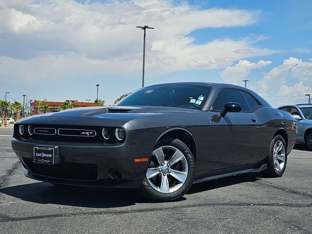 2017 Dodge Challenger SXT