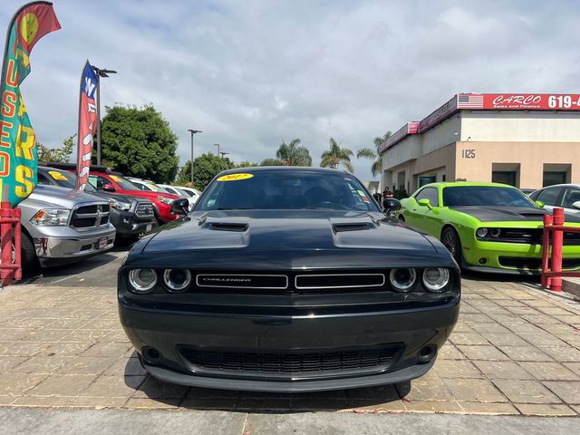 2017 Dodge Challenger SXT