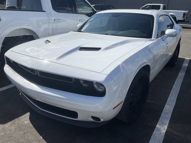 2017 Dodge Challenger SXT