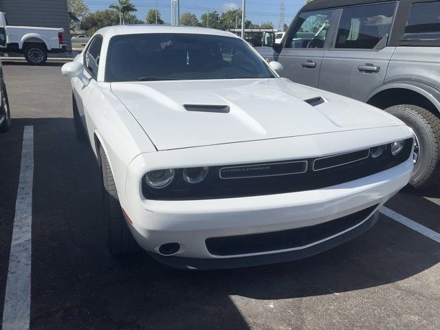 2017 Dodge Challenger SXT