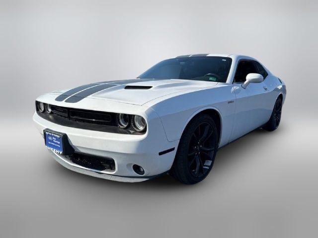 2017 Dodge Challenger SXT Plus