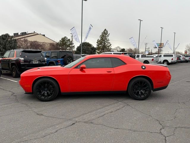 2017 Dodge Challenger SXT Plus