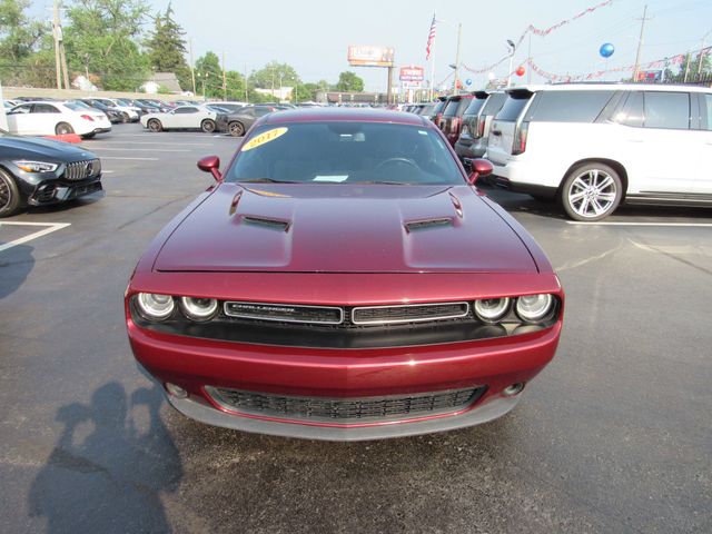 2017 Dodge Challenger SXT
