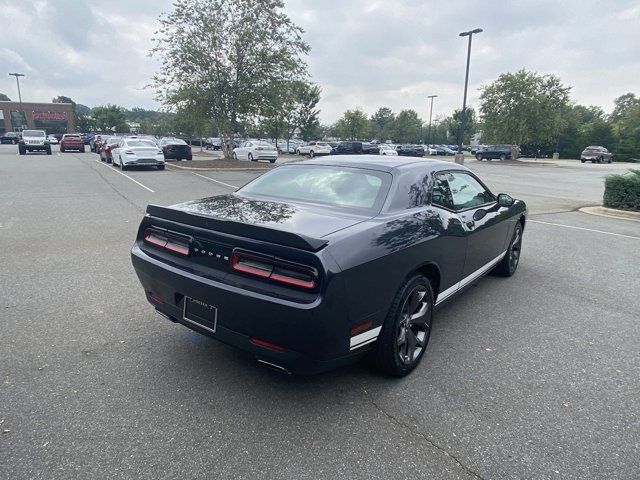 2017 Dodge Challenger SXT