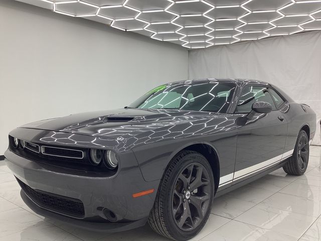 2017 Dodge Challenger SXT