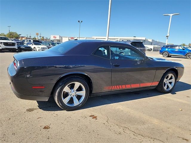 2017 Dodge Challenger SXT