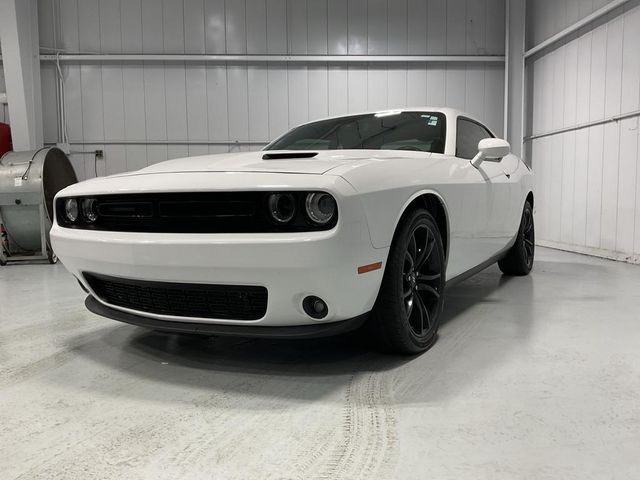 2017 Dodge Challenger SXT Plus