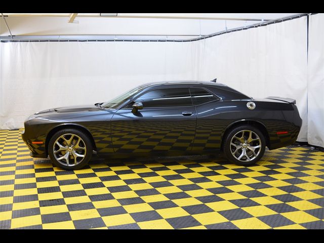 2017 Dodge Challenger SXT Plus