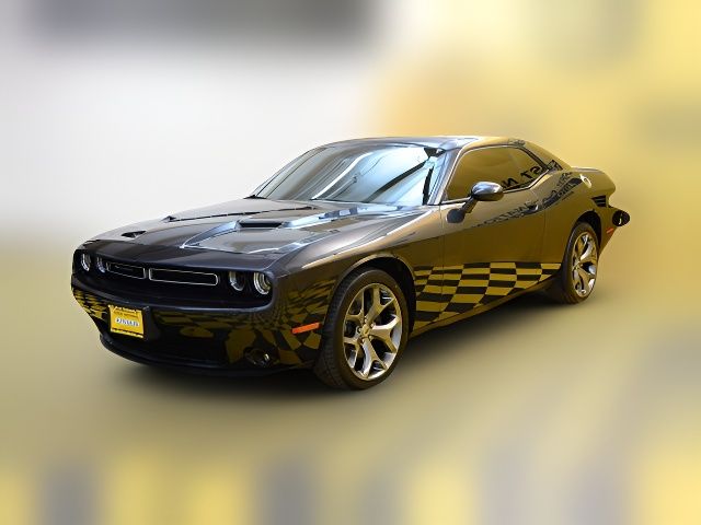 2017 Dodge Challenger SXT Plus