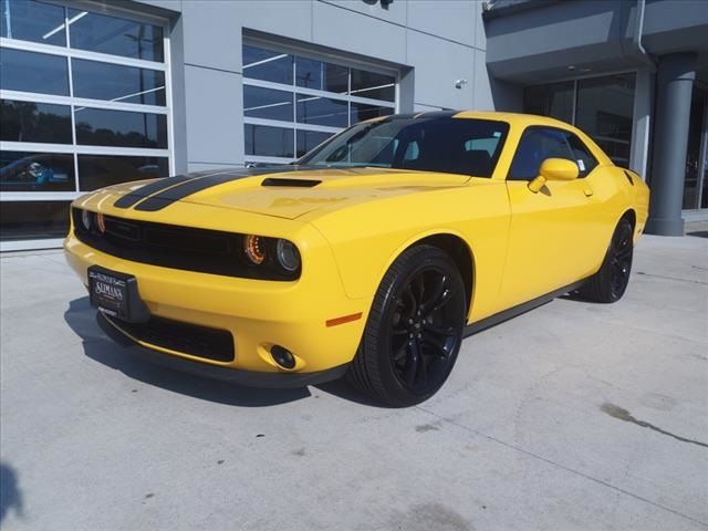 2017 Dodge Challenger SXT Plus