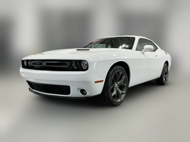 2017 Dodge Challenger SXT Plus