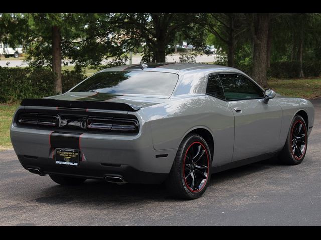 2017 Dodge Challenger SXT Plus