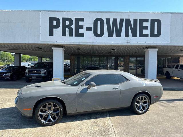 2017 Dodge Challenger SXT Plus