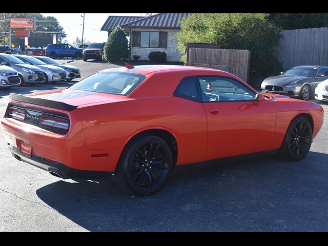 2017 Dodge Challenger SXT Plus