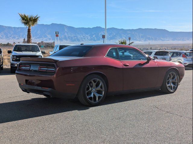 2017 Dodge Challenger SXT