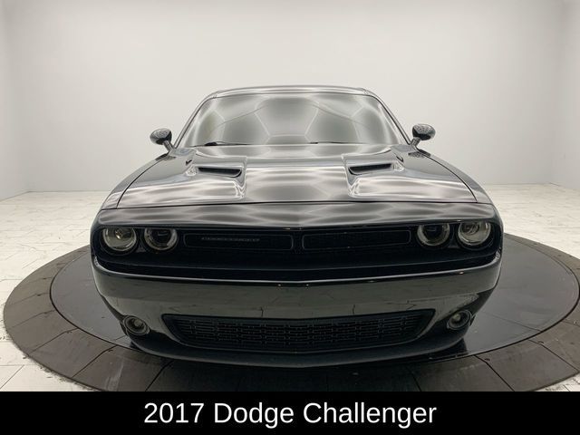 2017 Dodge Challenger SXT Plus