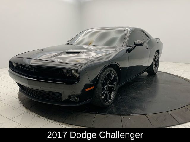 2017 Dodge Challenger SXT Plus