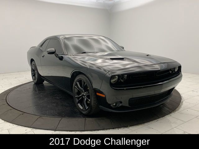 2017 Dodge Challenger SXT Plus