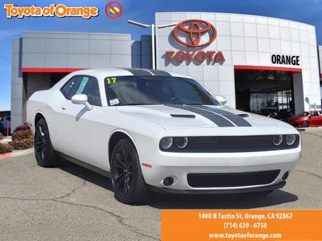 2017 Dodge Challenger SXT