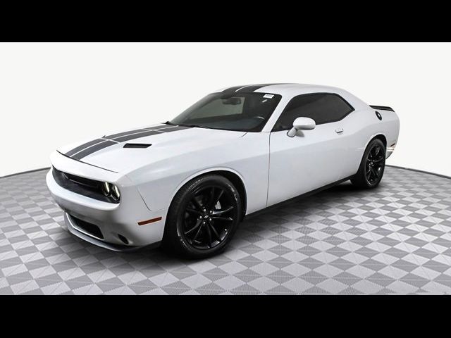 2017 Dodge Challenger SXT