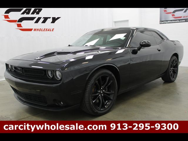 2017 Dodge Challenger SXT Plus