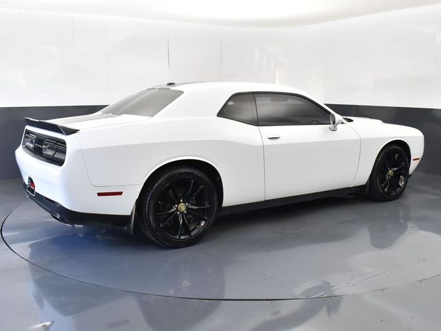 2017 Dodge Challenger SXT