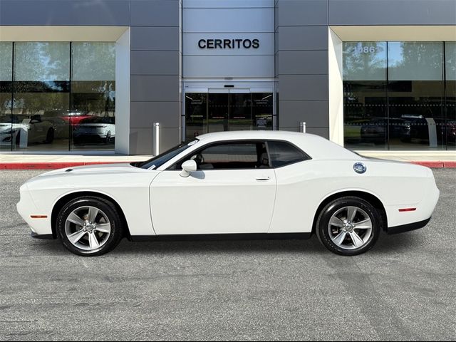 2017 Dodge Challenger SXT