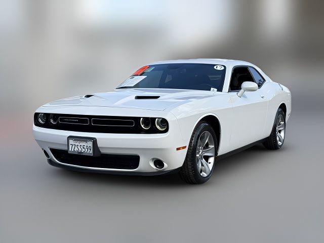 2017 Dodge Challenger SXT