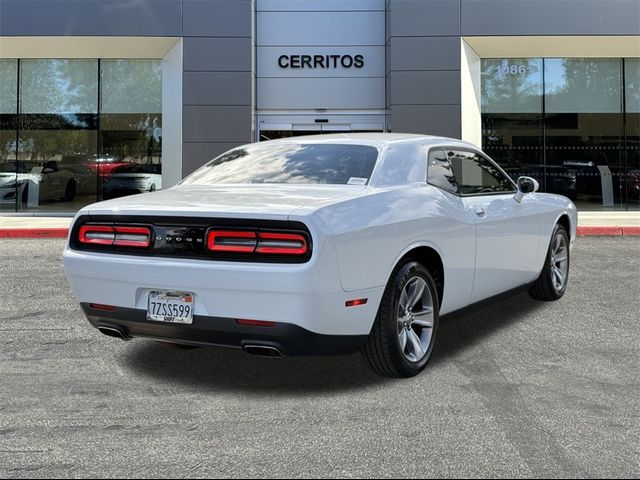 2017 Dodge Challenger SXT