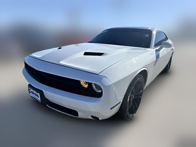 2017 Dodge Challenger SXT Plus